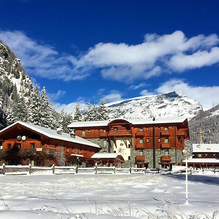 Le Rocher Hotel Champoluc Exteriér fotografie