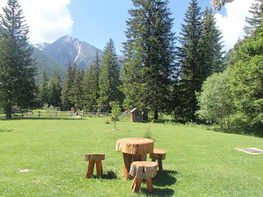 Le Rocher Hotel Champoluc Exteriér fotografie