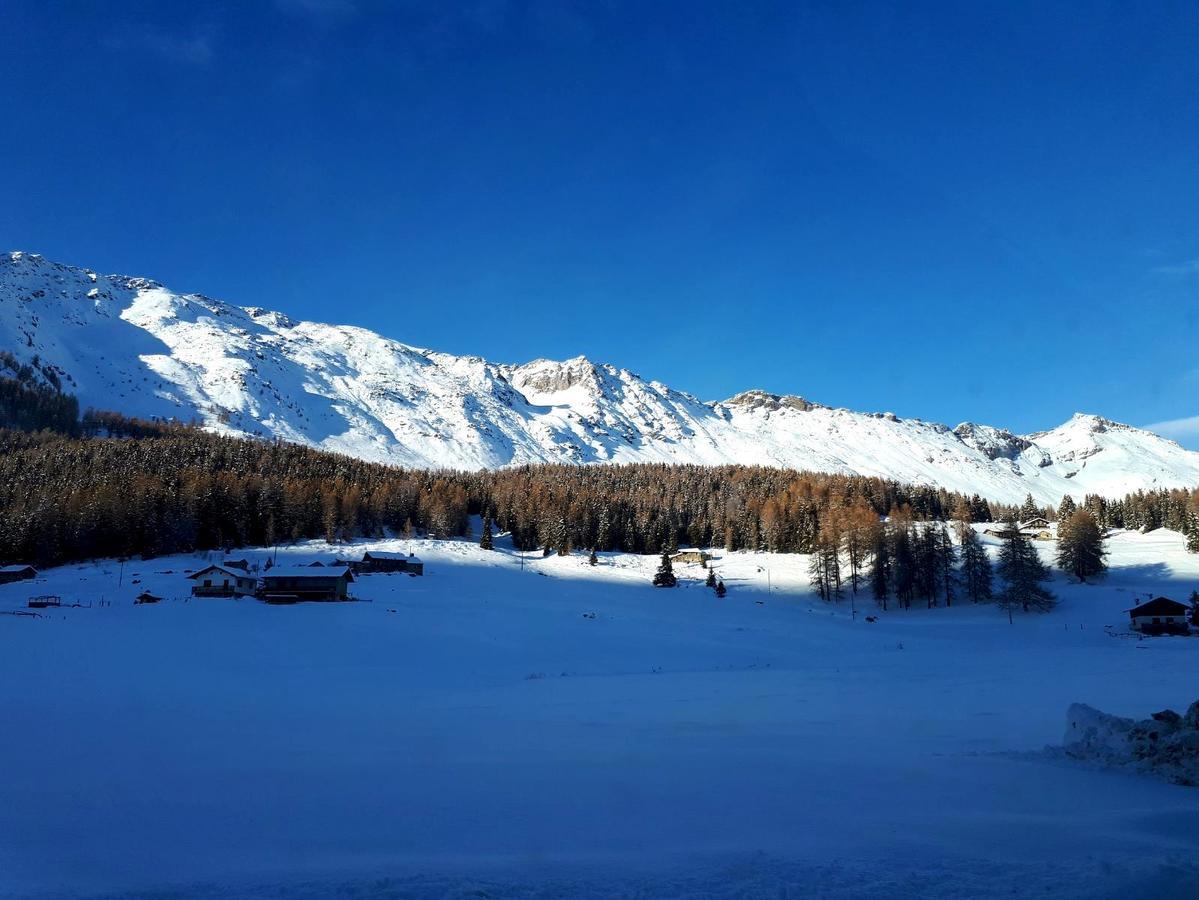 Le Rocher Hotel Champoluc Exteriér fotografie