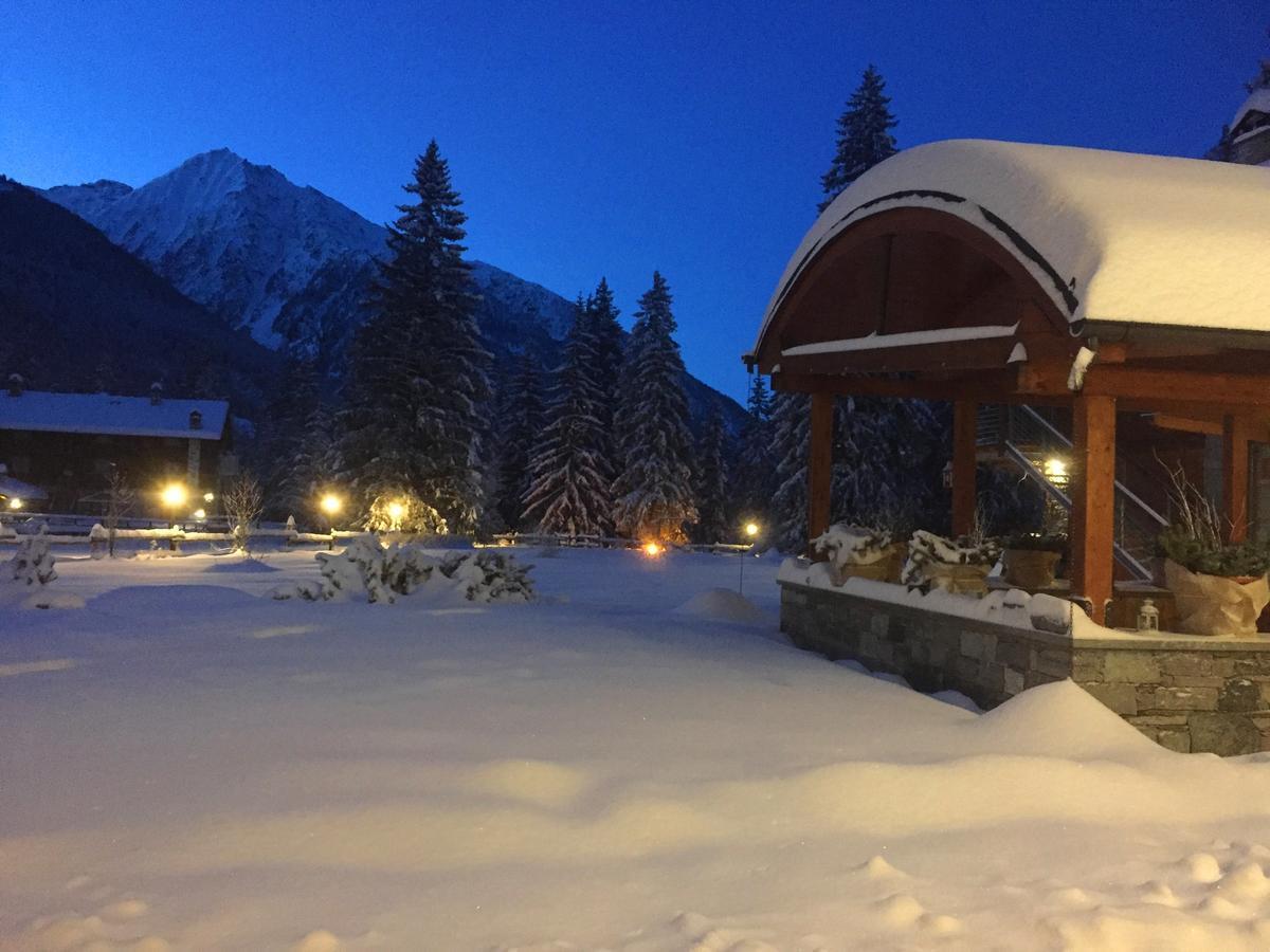 Le Rocher Hotel Champoluc Exteriér fotografie